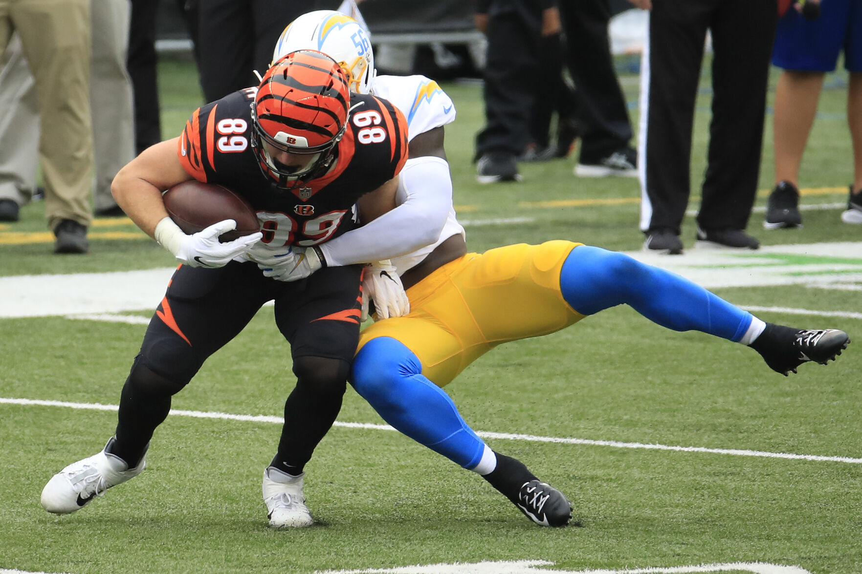 Start: Bengals TE Drew Sample vs. Eagles